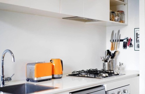 Collingwood Apartamento | Oxley - 1 Bedroom Apt in the Heart of Collingwood!