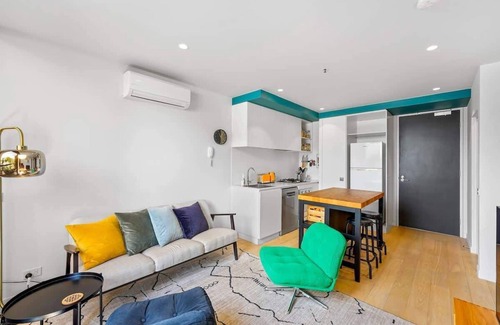 Collingwood Apartamento | Oxley - 1 Bedroom Apt in the Heart of Collingwood!