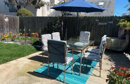 Oxnard Shores Casa | Oxnard Shores via private path is a 3 min walk !