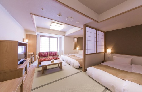 Izumo Casa | Oyado Tsukiyonousagi