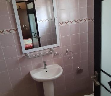 Oyibi Casa | Oyibi New furnished house - Charming 3 Bedroom