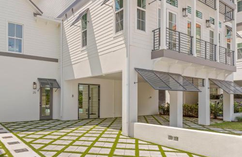 Clearwater Beach Casa | Oynx House & Jade House at the Gemma - 2 Amazing Homes Steps to Clearwater Beach