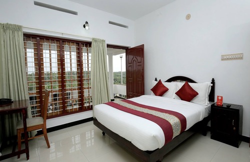 Kovalam Hotel | OYO 10224 Hotel Penrallt Homestay