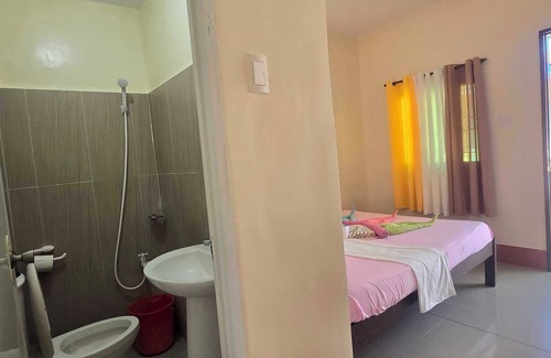 Tawala Casa | OYO 1121 JUNLYN APARTELLE