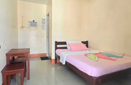 Tawala Casa | OYO 1121 JUNLYN APARTELLE