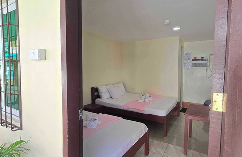 Tawala Casa | OYO 1121 JUNLYN APARTELLE
