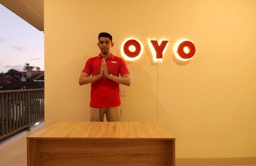 Taman Griya Hotel | OYO 1200 Kencana Residence
