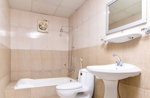 Al Hofuf Hotel | OYO 416 Bonais Hotel