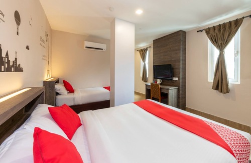 Daerah Kulai Hotel | OYO 429 Sunlight Hotel