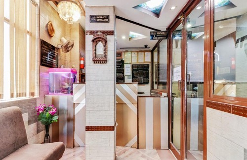 Puri Hotel | SPOT ON 45069 Hotel Sea View Inn