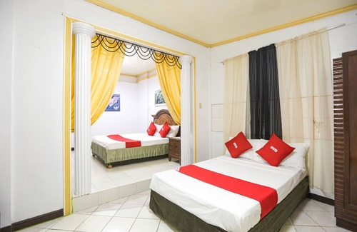 Amadeo Hotel | OYO 784 Crisol Garden Cafe And Resort