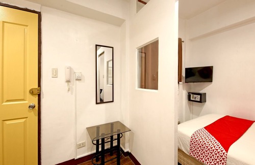 Intramuros Hotel | OYO 858 City Stay Inns Bgc Nuevo