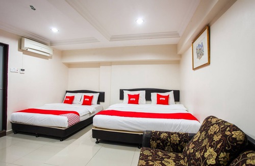 Larut Hotel | OYO 89549 Casavilla Hotel (city Centre) Taiping