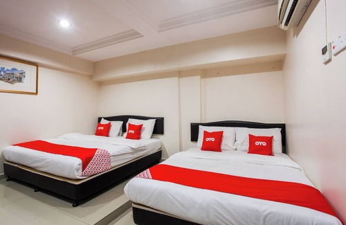 Larut Hotel | OYO 89549 Casavilla Hotel (city Centre) Taiping