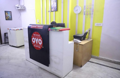 Faridabad Hotel | OYO 90727 Tree House