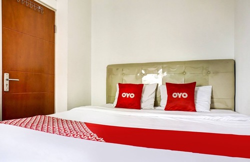 Depok Hotel | OYO 90949 Apartement Cibubur Village