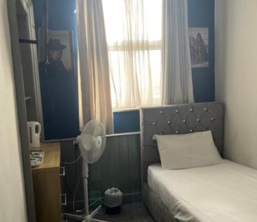 Skegness Hotel | OYO Ivy Hotel