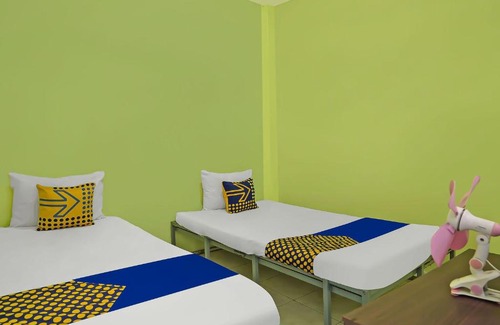 Malang Hotel | OYO Life 92474 Penginapan Rusunawa Ii