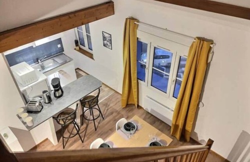 Miroir - Batignolles Apartamento | Oyon Duplex: Vast Duplex 6p, quiet, station,