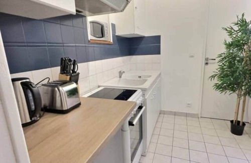 Miroir - Batignolles Apartamento | Oyon Patio* T3 * 4pers * Station * Private courtyard