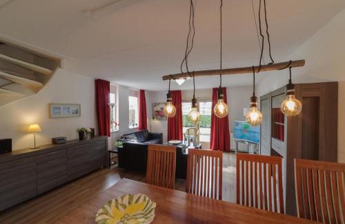 Wemeldinge Casa | Oyster Coast Sauna and Family Charm