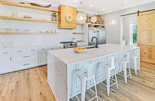 Port St. Joe Casa | Oyster cove- Beach front -pet friendly -elevator