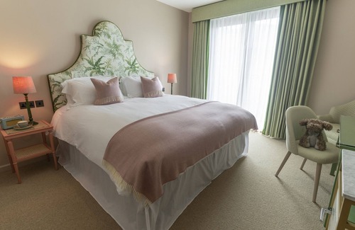 Mumbles Hotel | Oyster House