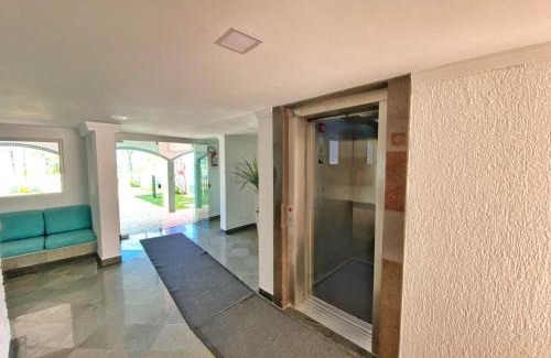 Caioba Apartamento | Pé na areia de frente ao mar