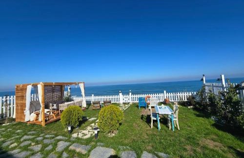 Kocaali Otro | PıtıPatiBonE Sahil Evi - Beach House