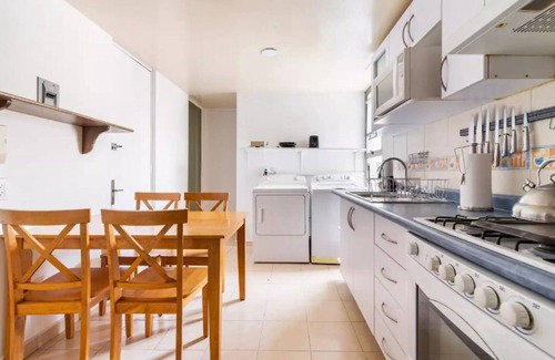Del Valle Apartamento | P403- 3BR/1BTH - One Bedroom Apartment, Sleeps 5