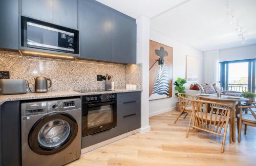 Paarl Apartamento | Paarl 225 - Lux Modern 2 Bedroom Apartment with Parking