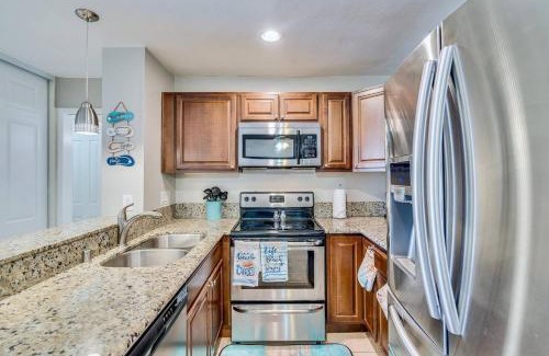 Pacific Beach Casa | Pacific Beach Resort Condo - Walk to the Beach