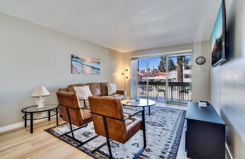 Pacific Beach Casa | Pacific Beach Resort Condo - Walk to the Beach