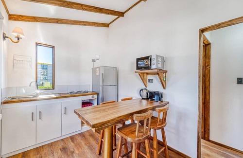Algarrobo Cabina | Pacific Cabin 2B W/Wifi, Smart TV & Parking.