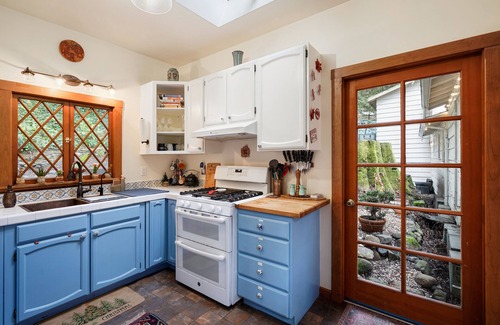 La Honda Cabina | Pacific Coast Redwoods Cabin for Family