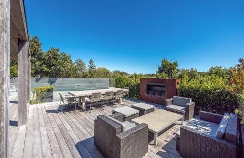 Surfdale Casa | Pacific Escape, Oneroa - Be My Guest Waiheke