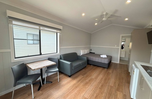 Heatherbrae Hotel | Pacific Gardens Village