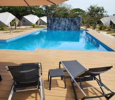 Potrero Apartamento | Pacific Glamp