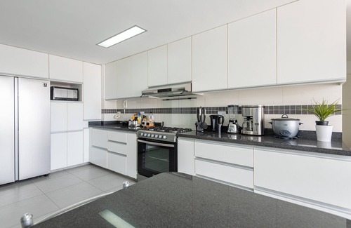 Armendariz Apartamento | Pacific Ocean luxury 4BR/3.5BA Terrace Larcomar JW Marriott