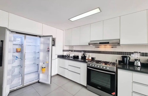 Armendariz Apartamento | Pacific Ocean luxury 4BR/3.5BA Terrace Larcomar JW Marriott