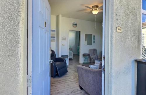 Oceano Casa | Pacific Plaza #608 - Oceano Getaway - 1BdrmUp-K-QSofa