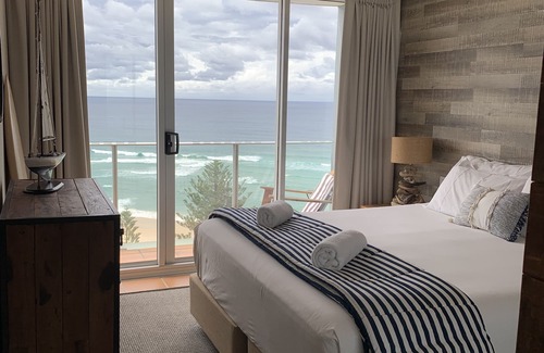 Burleigh Heads Hotel | Pacific Regis Apartments