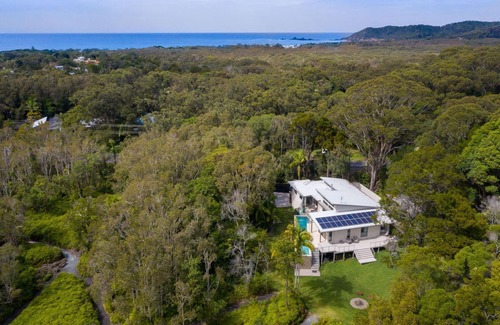 Suffolk Park Villa | Pacifique Luxury 5* Resort Forest Villa - Byron Bay / Suffolk Park / Broken Head
