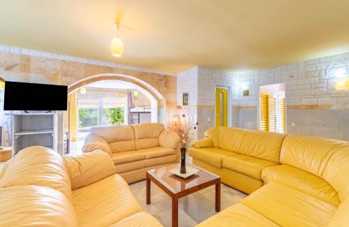 Gaios Villa | Paco's Resort Luxury Villa 32