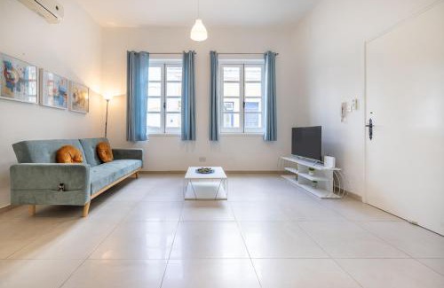 Nicosia Apartamento | Pageant Homes