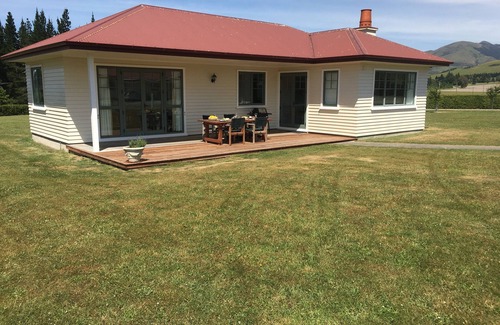 Culverden Cabaña | Pahau Downs Farm B&B Estancia