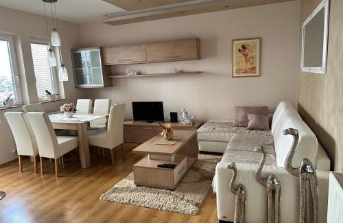 Paracin Apartamento | Pahira Lux