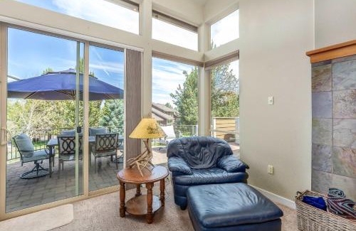 Redmond Casa | Painted Peaks Getaway Pet Friendly Resort Amenities