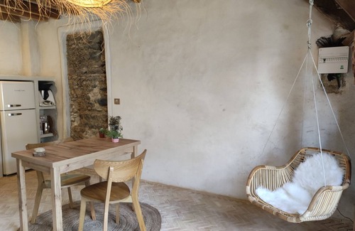 Maubourguet Apartamento | Paisible Appartement Avec sa Cour Fermée
