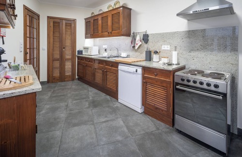 Caloura Casa | Palace Holiday House, sleeps 8, Seaside Exclusive Villa